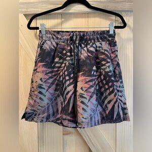 Men’s small graphic swim trunks